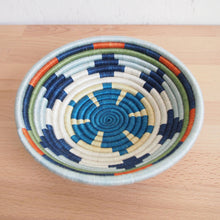 Load image into Gallery viewer, Mwangaza Small Bowl
