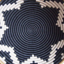 Load image into Gallery viewer, Chwele X-Large Bowl