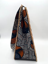 Load image into Gallery viewer, Banana Panel Pop-Up Tote in Neutral
