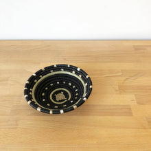 Load image into Gallery viewer, Kigufi Small Bowl