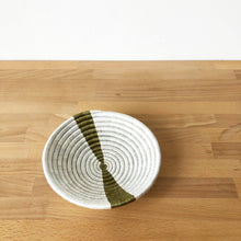 Load image into Gallery viewer, Kagano Small Bowl