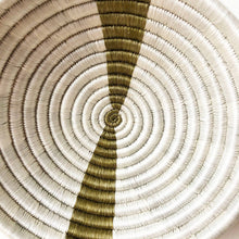 Load image into Gallery viewer, Kagano Small Bowl
