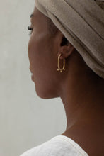 Load image into Gallery viewer, Suzya Earrings