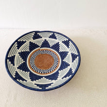 Load image into Gallery viewer, Athi X-Large Bowl
