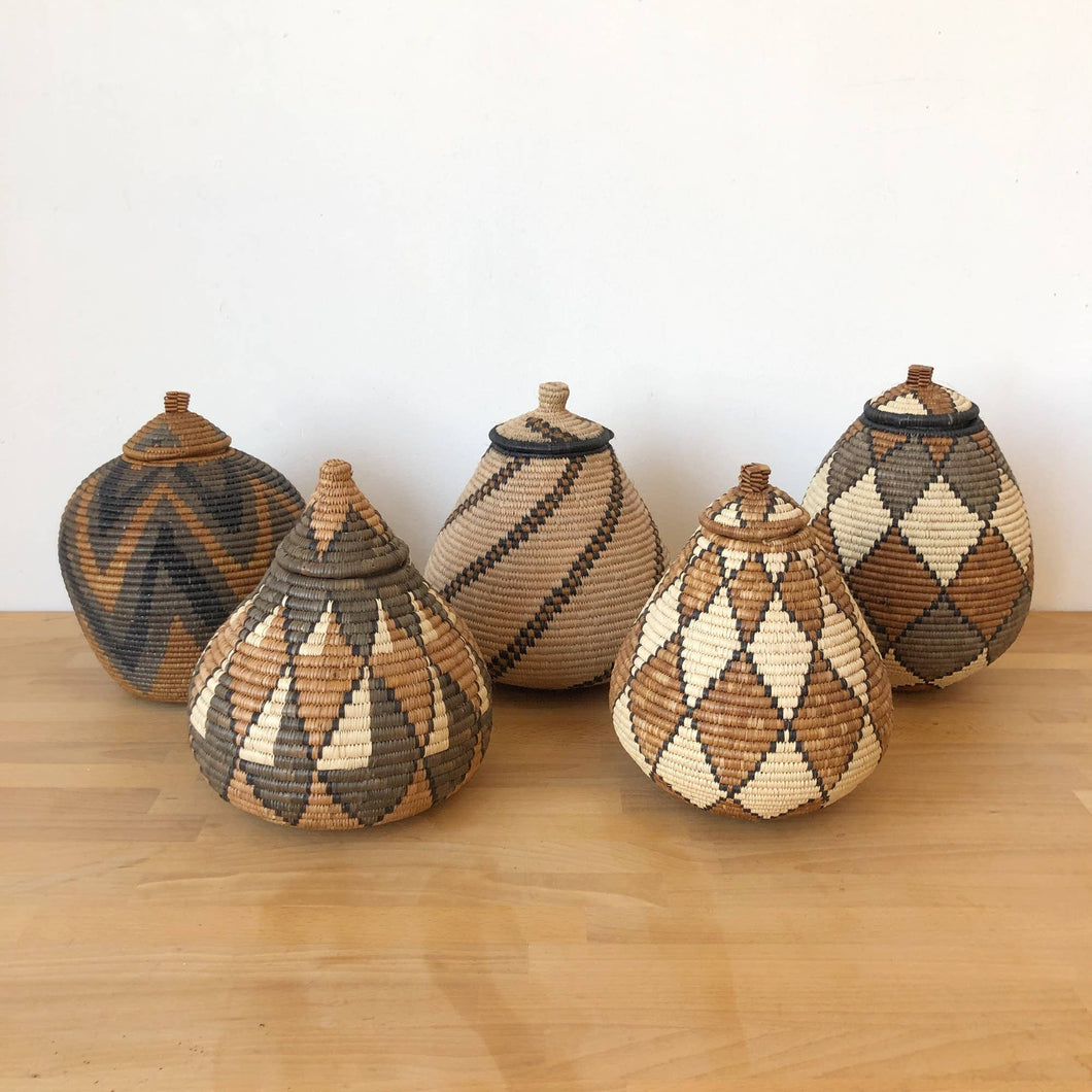 Zulu Lidded Basket 11-12