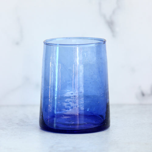 Carafe en verre Beldi bleue – 1 litre